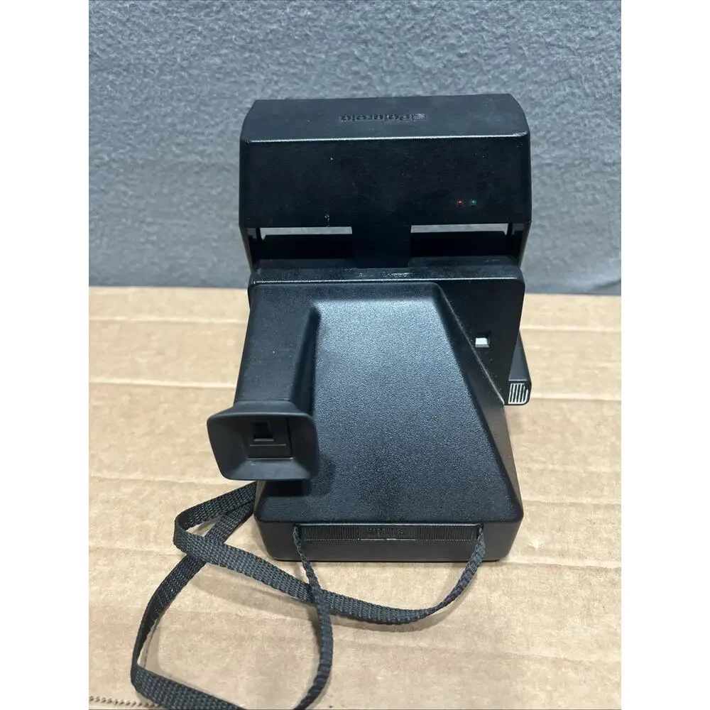 Polaroid OneStep Flash 600 Instant Film Camera Black Vintage Made in UK